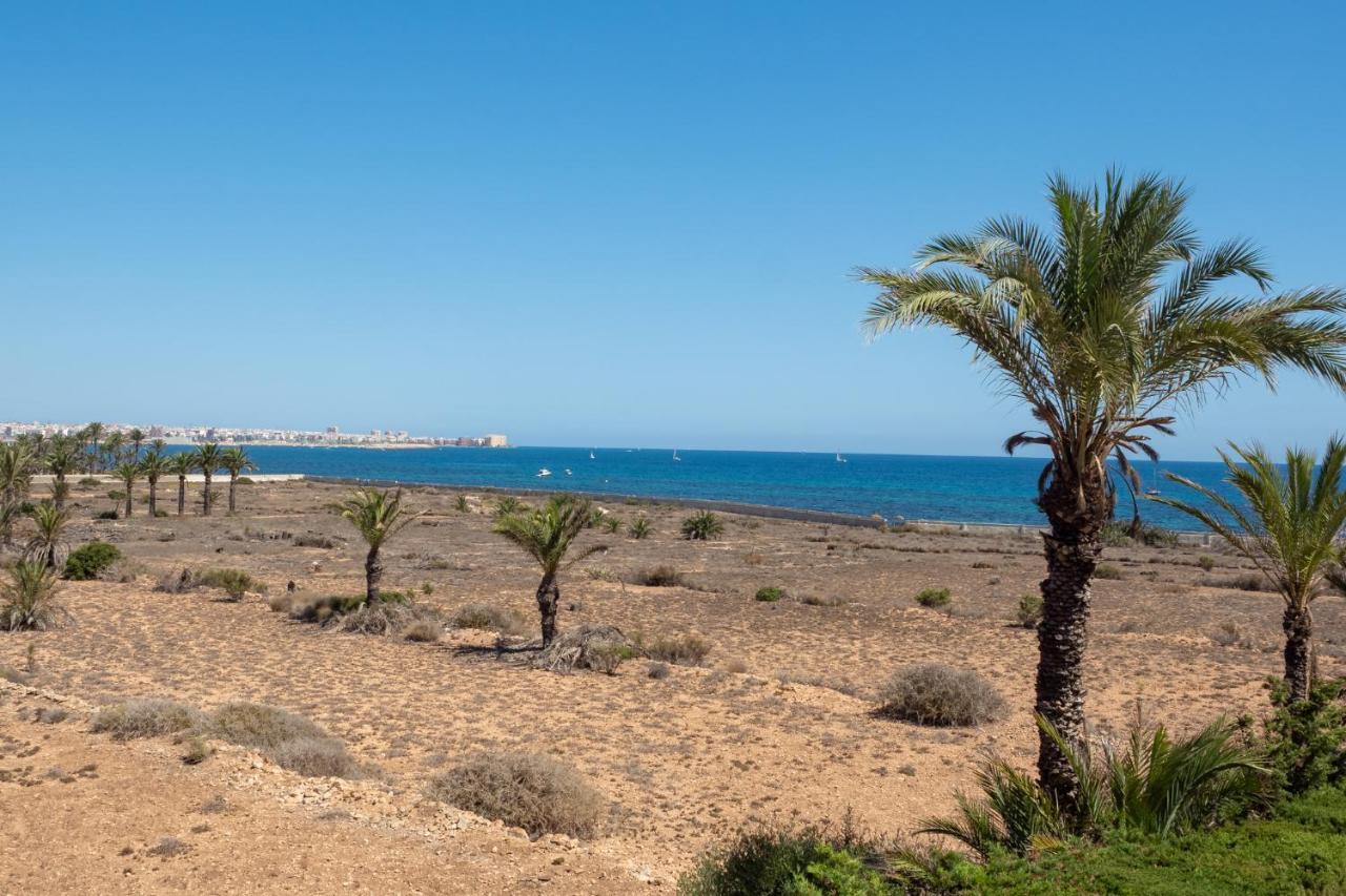 Апартаменты Torrevieja Junto Cala Ferris Экстерьер фото
